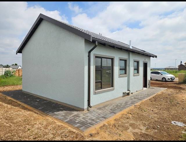 3 BEDROOM HOUSE FOR SALE IN SELCOURT